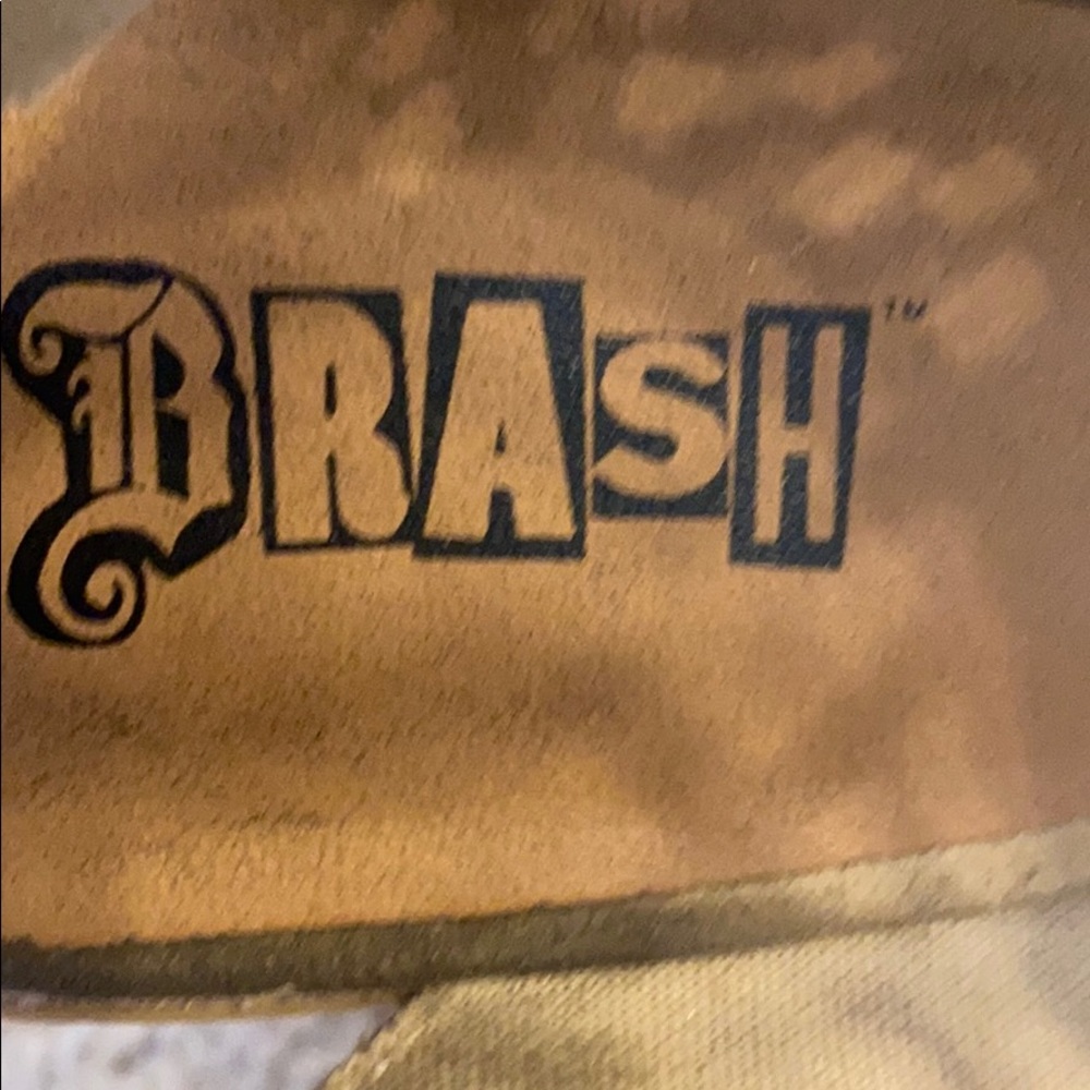 hells - Picture 2 of 3